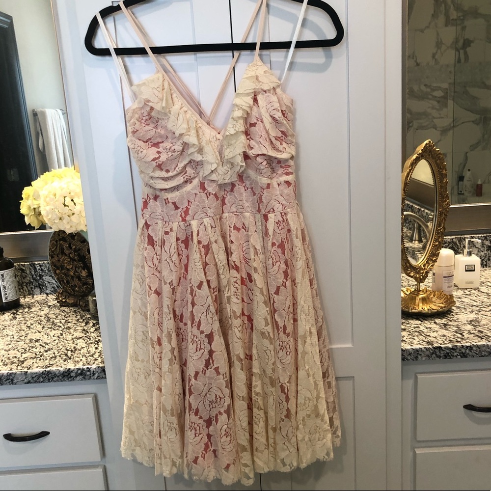 Chelsea & Violet Lace Dress L